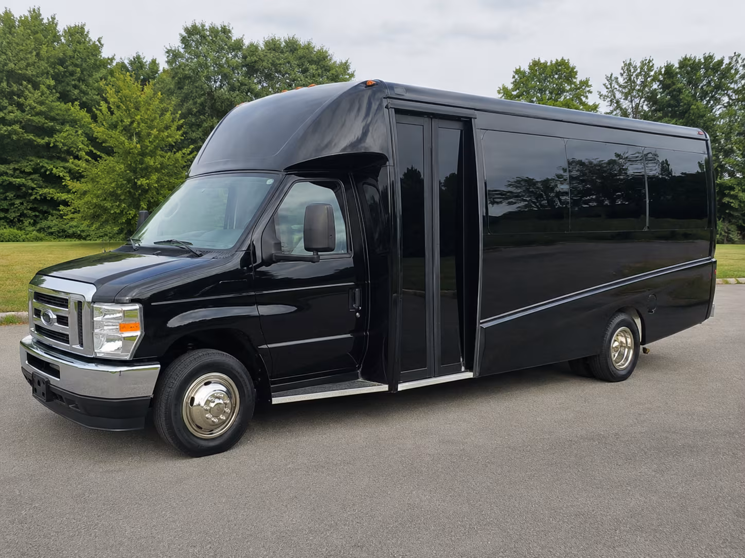 find the perfect transportation for your next prom 1