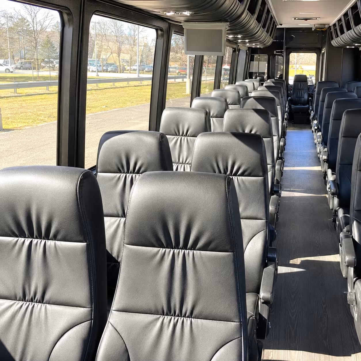 minibus wine tours through ojai valley vineyards and local tasting rooms