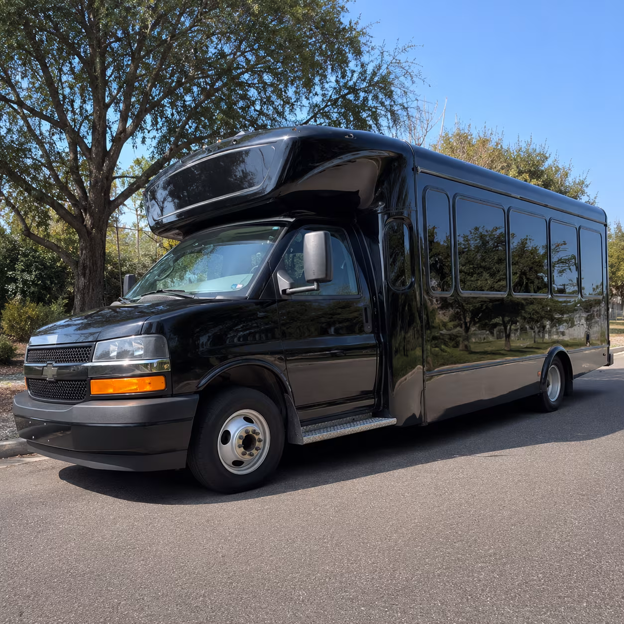 party buses for ventura wedding parties and pre ceremony celebrations