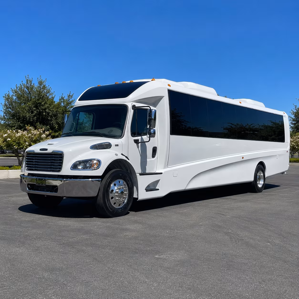 ventura 15 passenger minibus
